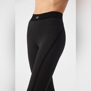 Alo Yoga high waist 7/8 lineup legging
